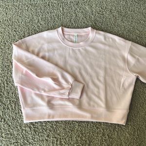 Perfectly Oversized Cropped Crew 
Softstreme - Size 10 - Pink Mist